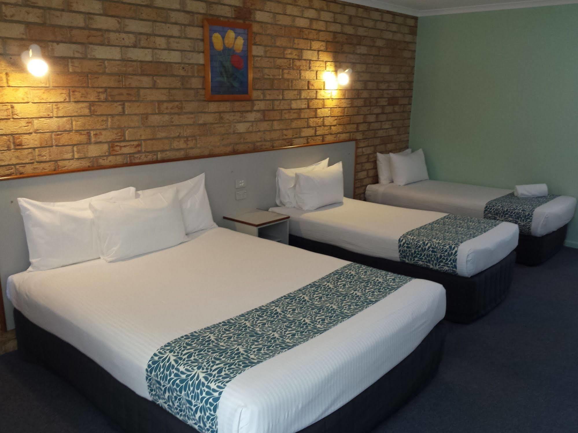 Sunshine Coast Motor Lodge Woombye Kültér fotó
