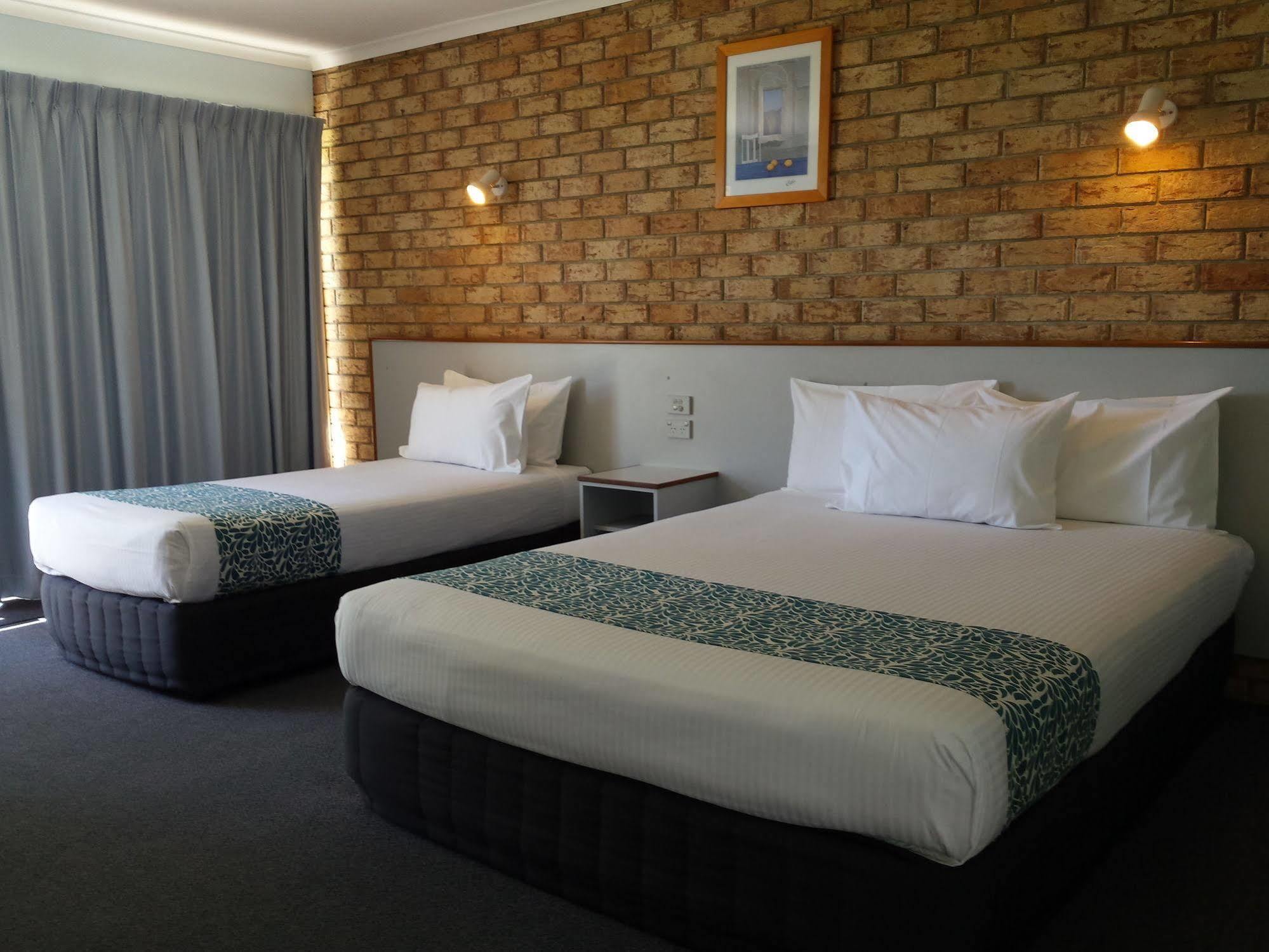 Sunshine Coast Motor Lodge Woombye Kültér fotó